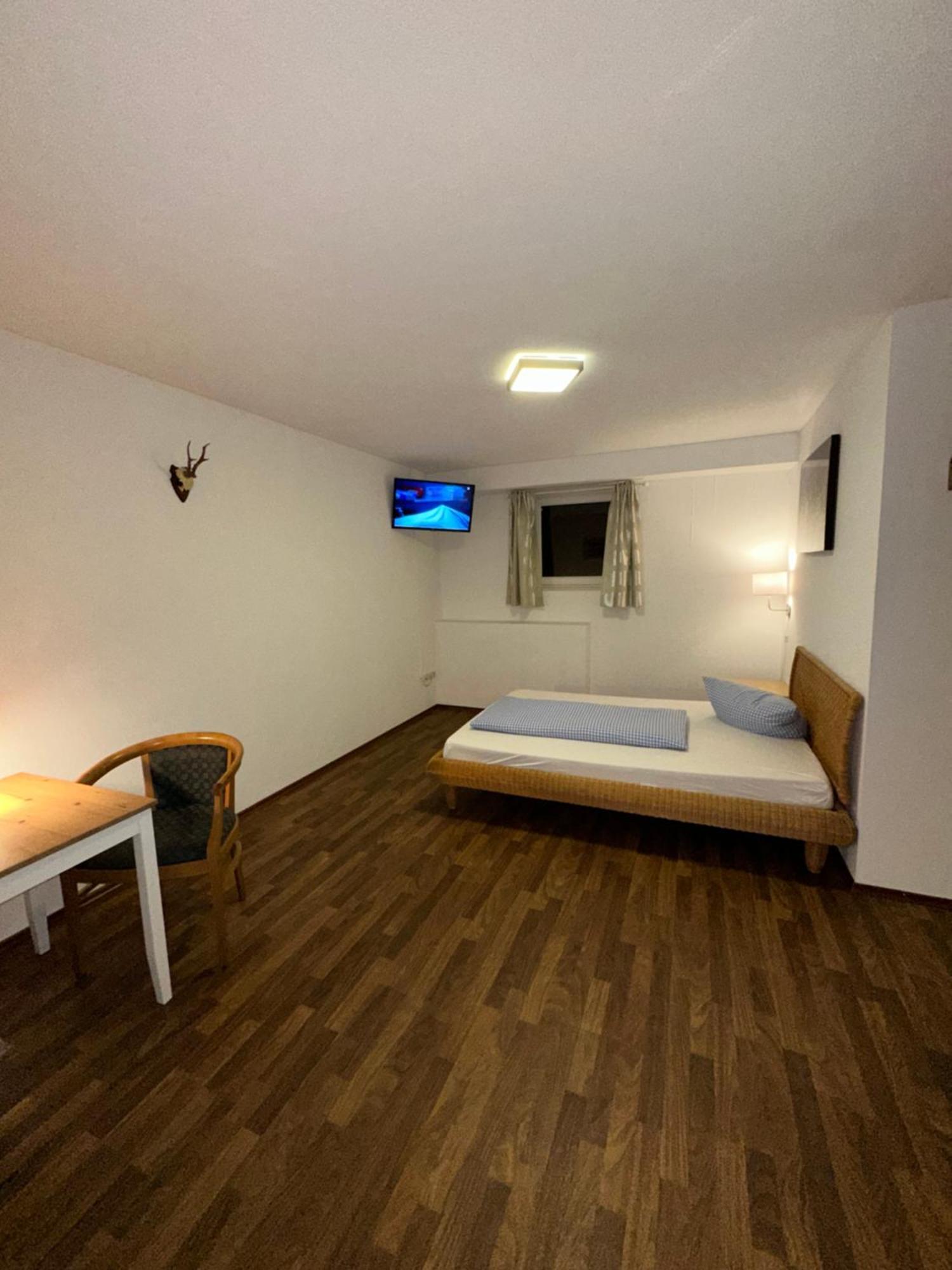 Hotel Zum Forst Kranzberg Extérieur photo